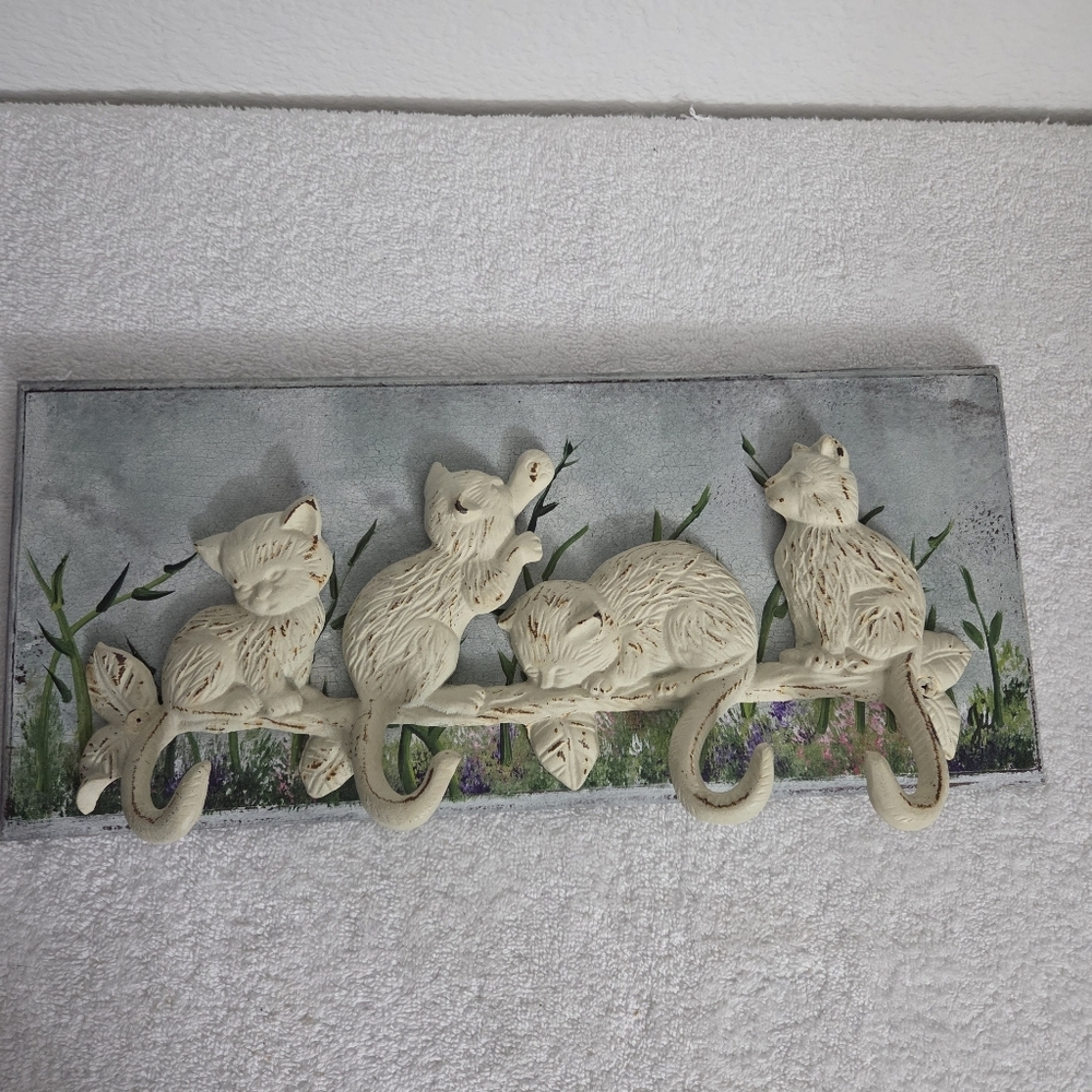 Cat Wall Hook Cat Tails - Wall Decor - Picture 2 of 9
